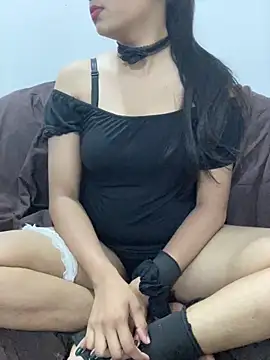 Snapshot of little_shadow chatting on 03.07.25 little shadow online show from 03.07.25