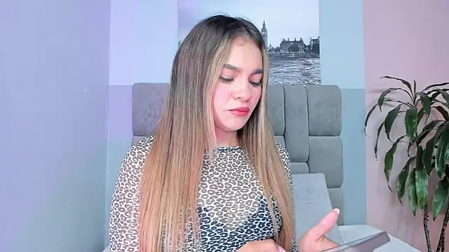 selene tylor  online show from 06.30.26