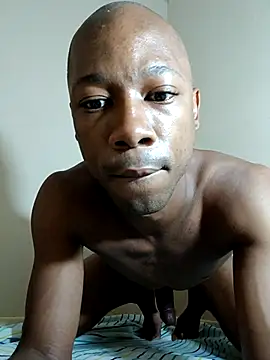 Snapshot of zukozuks chatting on 01.05.26 zukozuks online show from 01.05.26