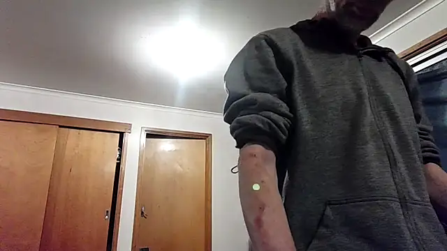 TooFknHorny7676xh online show from 05.11.26