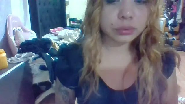 Jennxdolls online show from 01.31.25