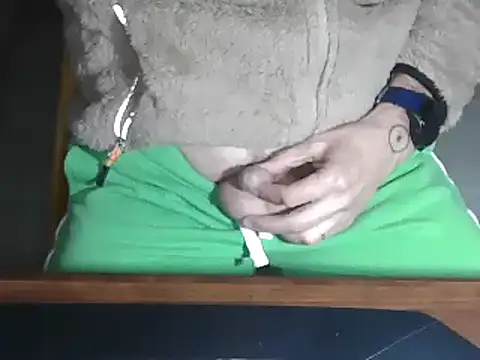 Snapshot of Adri_gard chatting on 03.05.25 Adri gard online show from 03.05.25