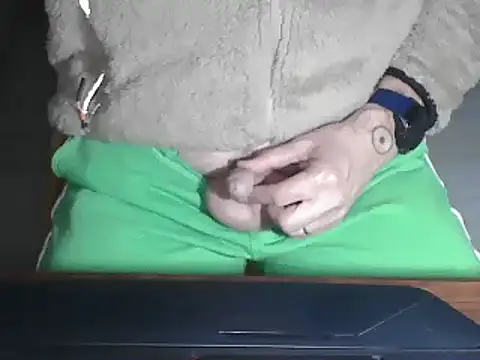 Snapshot of Adri_gard chatting on 03.07.25 Adri gard online show from 03.07.25