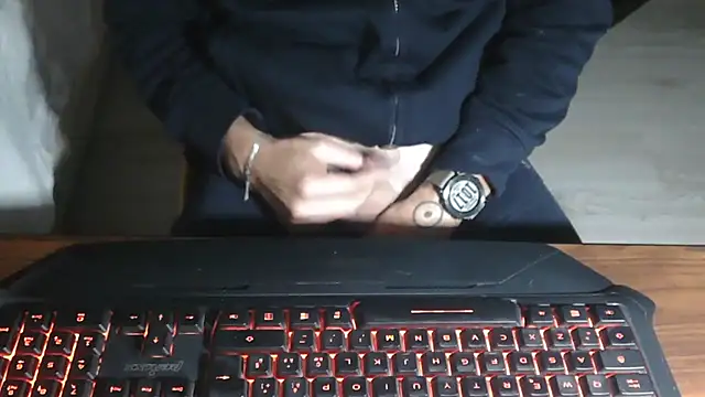 Snapshot of Adri_gard chatting on 11.02.25 Adri gard online show from 11.02.25