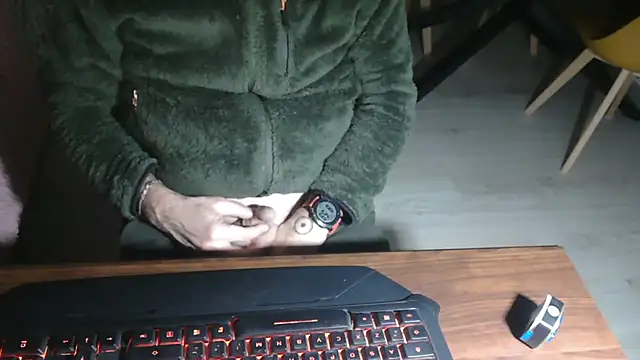 Snapshot of Adri_gard chatting on 02.12.26 Adri gard online show from 02.12.26