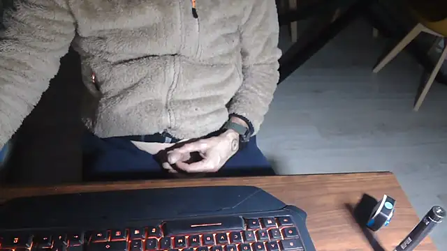 Snapshot of Adri_gard chatting on 02.17.26 Adri gard online show from 02.17.26