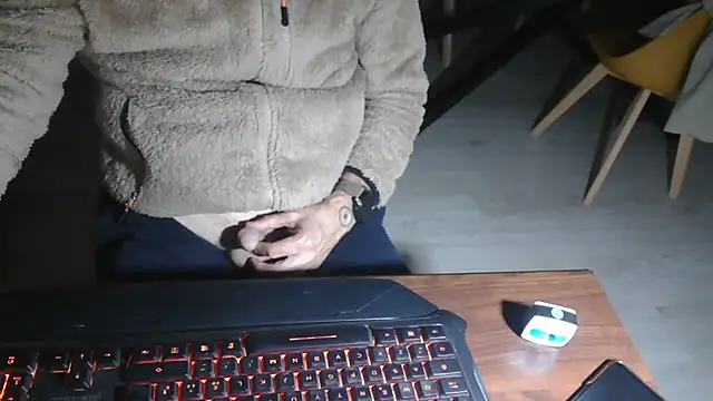 Snapshot of Adri_gard chatting on 03.07.26 Adri gard online show from 03.07.26