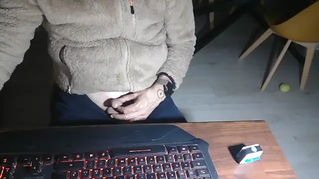 Snapshot of Adri_gard chatting on 03.08.26 Adri gard online show from 03.08.26