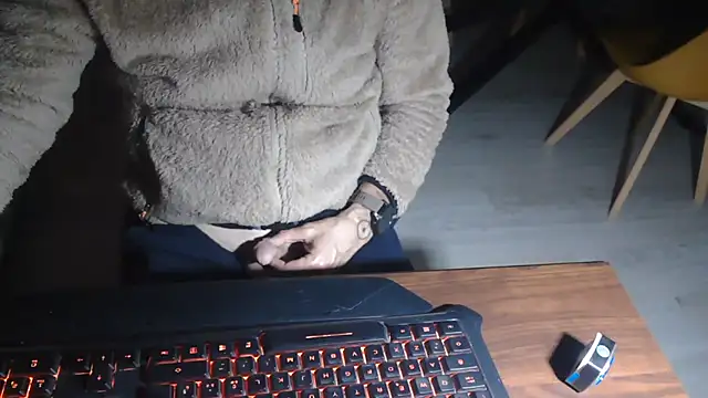 Snapshot of Adri_gard chatting on 03.11.26 Adri gard online show from 03.11.26