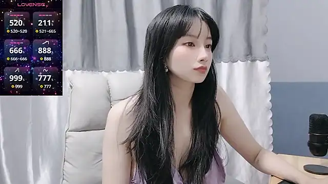 Snapshot of Nery_Asian chatting on 01.12.25 Nery Asian online show from 01.12.25