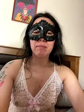 Reinacatchile online show from 12.03.24