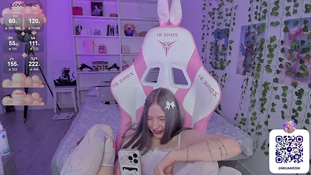 Milia Parker online show from 12.08.24