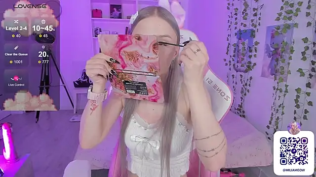 Milia Parker online show from 12.18.24