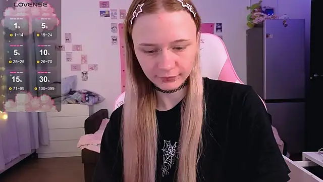 Milia Parker online show from 12.05.25