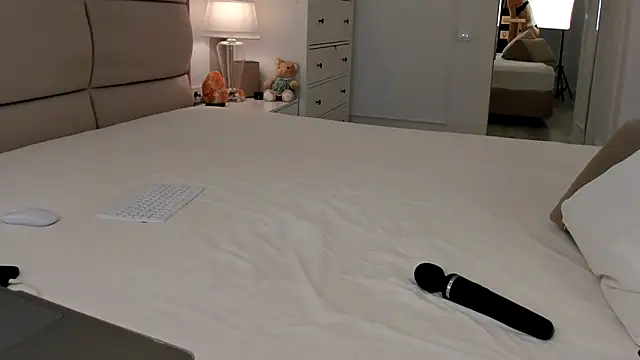 Snapshot of Jacky_Lucky chatting on 02.23.25 Jacky Lucky online show from 02.23.25