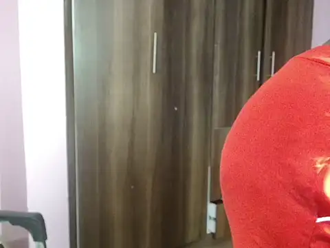 massive squirts online show from 10.31.25