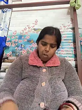 Beauty-queen online show from 01.30.25