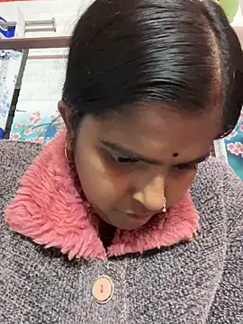 Beauty-queen online show from 02.14.25