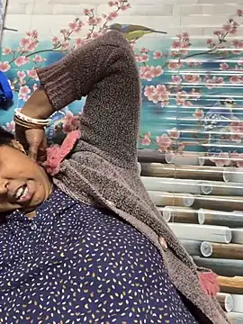 Beauty-queen online show from 02.18.25