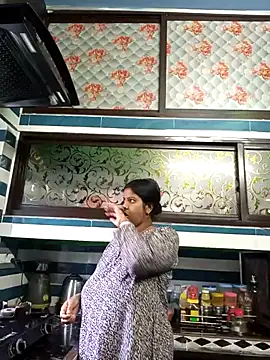 Beauty-queen online show from 03.23.25