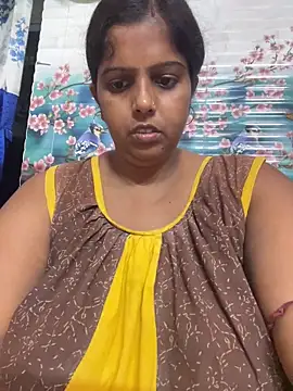 Beauty-queen online show from 10.26.25