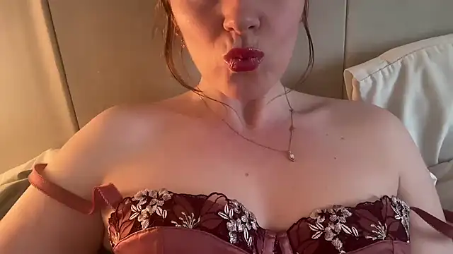 redheadrosie69 online show from 03.09.26