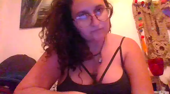 juicyrubies online show from 12.28.24