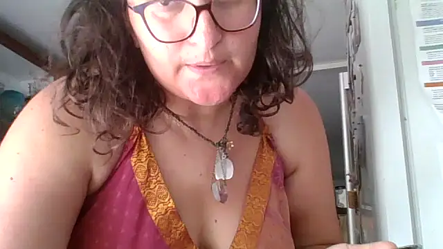 juicyrubies online show from 10.05.25