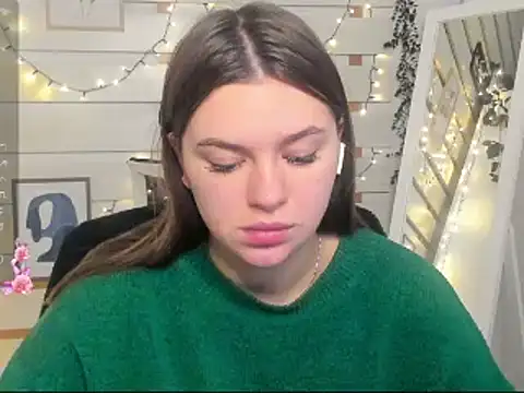 Snapshot of Josephine_Kiss chatting on 11.26.25 Josephine Kiss online show from 11.26.25