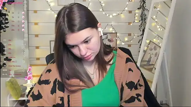 Snapshot of Josephine_Kiss chatting on 01.11.26 Josephine Kiss online show from 01.11.26