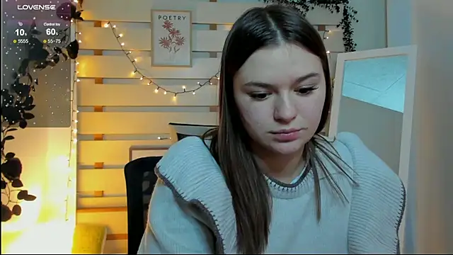 Snapshot of Josephine_Kiss chatting on 02.05.26 Josephine Kiss online show from 02.05.26