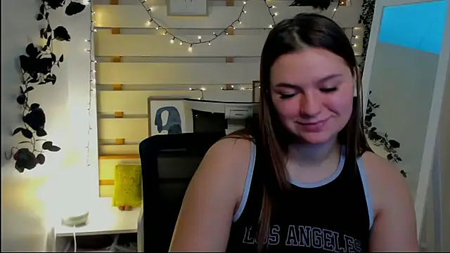 Snapshot of Josephine_Kiss chatting on 03.01.26 Josephine Kiss online show from 03.01.26