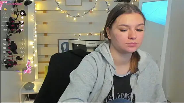 Snapshot of Josephine_Kiss chatting on 03.04.26 Josephine Kiss online show from 03.04.26