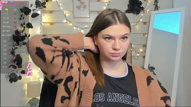 Snapshot of Josephine_Kiss chatting on 03.09.26 Josephine Kiss online show from 03.09.26