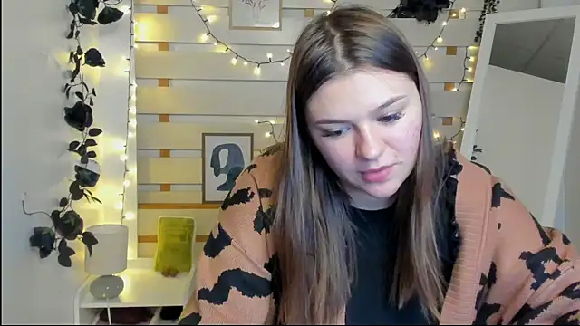 Snapshot of Josephine_Kiss chatting on 03.18.26 Josephine Kiss online show from 03.18.26