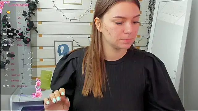 Snapshot of Josephine_Kiss chatting on 03.26.26 Josephine Kiss online show from 03.26.26