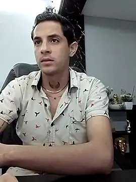 Snapshot of Erick_Wall chatting on 03.10.25 Erick Wall online show from 03.10.25