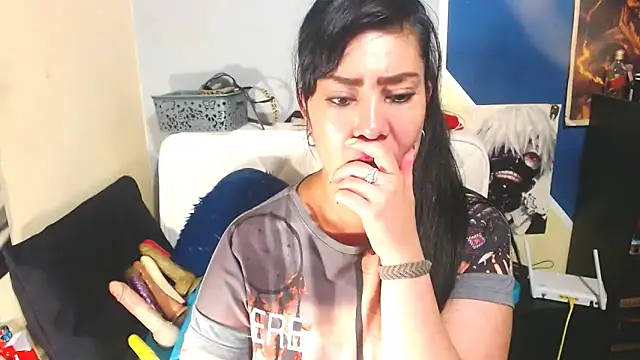 luisahott online show from 12.16.25