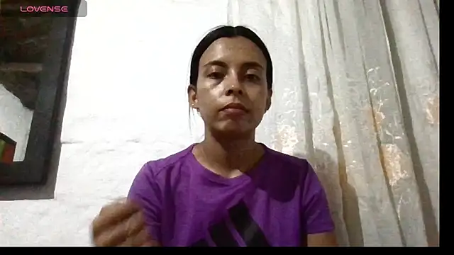 Snapshot of stefany_sexxx chatting on 02.13.25 stefany sexxx online show from 02.13.25