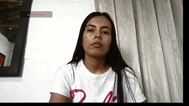 Snapshot of stefany_sexxx chatting on 03.22.25 stefany sexxx online show from 03.22.25