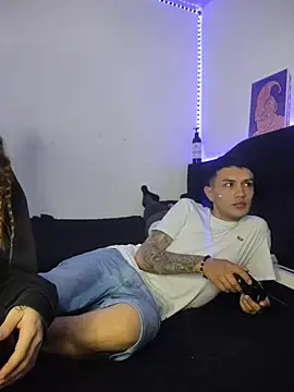 Tifanny Sweett online show from 11.14.25