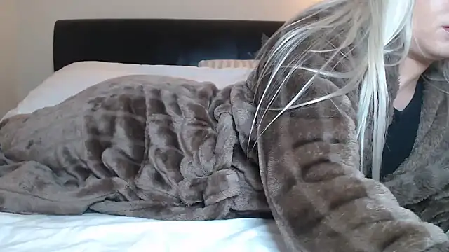 EnglishRosa online show from 03.10.26