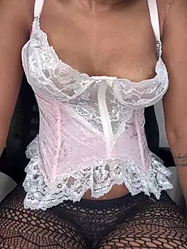 Snapshot of Ravishing_Rubi chatting on 07.18.26 Ravishing Rubi online show from 07.18.26