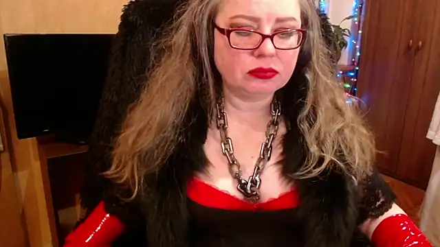 Snapshot of Miss_Tress chatting on 01.07.25 Miss Tress online show from 01.07.25