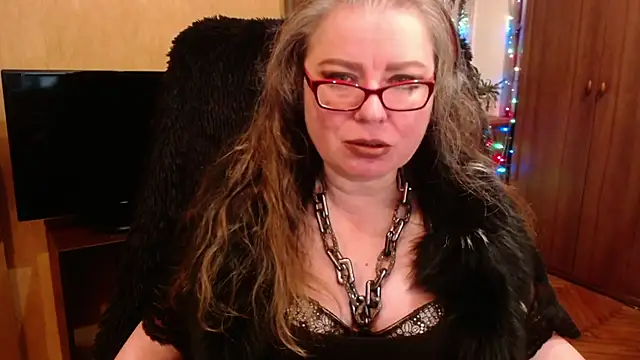 Snapshot of Miss_Tress chatting on 03.01.25 Miss Tress online show from 03.01.25