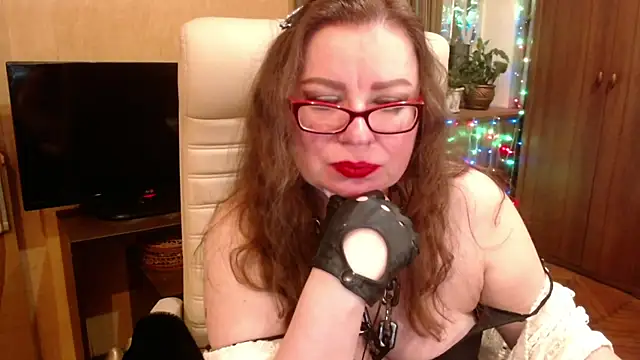 Snapshot of Miss_Tress chatting on 03.15.25 Miss Tress online show from 03.15.25