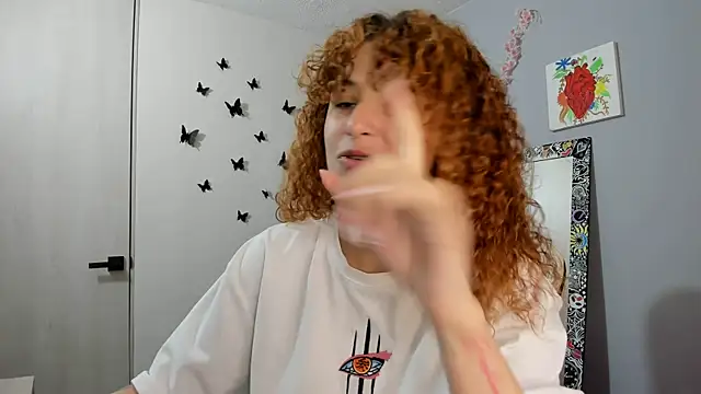 Snapshot of valent_27 chatting on 07.12.26 valent 27 online show from 07.12.26