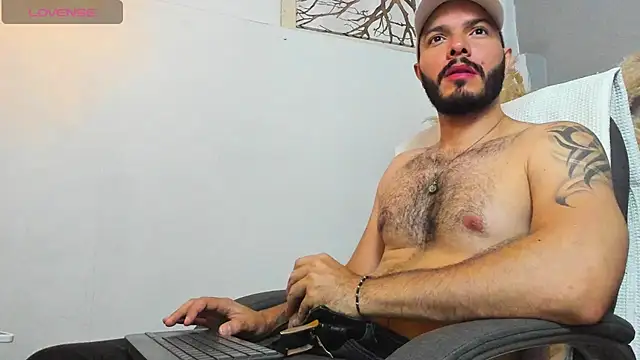 Tom Bailey online show from 09.13.25