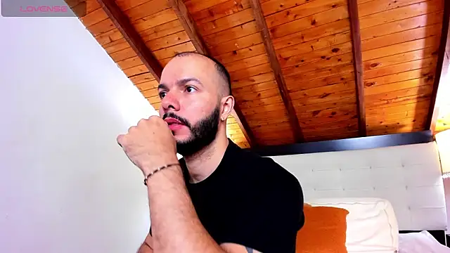 Tom Bailey online show from 10.05.25