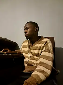 Snapshot of Diatribe43 chatting on 03.20.26 Diatribe43 online show from 03.20.26